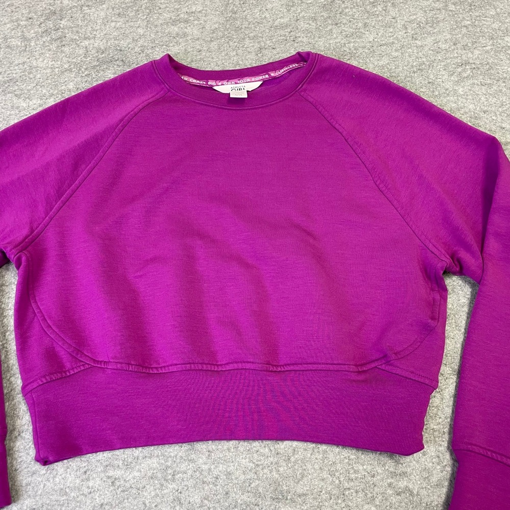 Athleta Girl Magenta Purple Cropped Crewneck Sweatshirt Raglan Sleeve L 12
